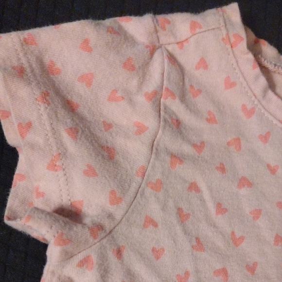 Pink Heart Patterned Baby Romper - Picture 5 of 10